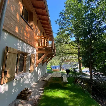 Le Des Chenes Chalet